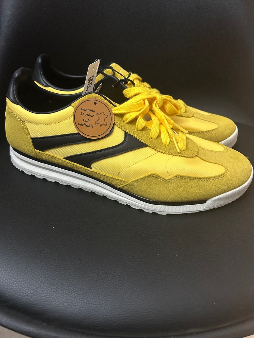 NWT 🆕 No Boundaries Men's Yellow Genuine Leather Retro Sneakers size 12